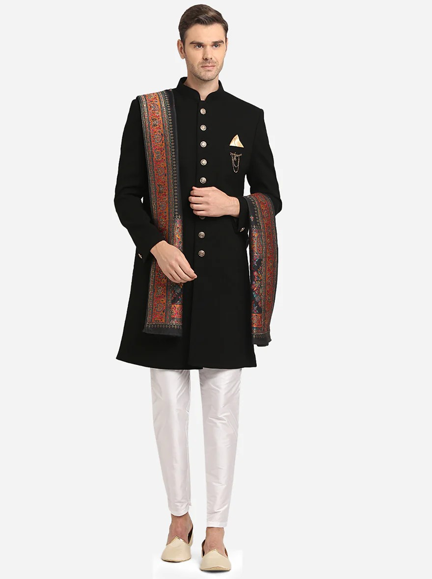 Stand out in this elegant Black Indo Western ensemble, crafted for the modern gentleman.