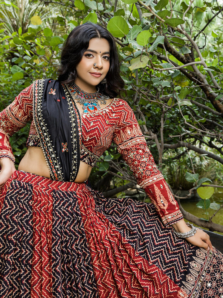 Elegant Lehenga Set | Traditional Bandhani Choli with Black Embroidered Dupatta