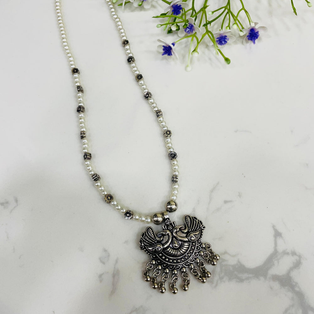 Beautiful oxidised jewelry set, ideal for weddings and parties.