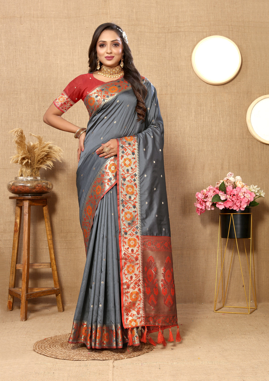 Elegant gray Paithani silk saree with intricate Meenakari weaving and a zari pallu for a refined look.