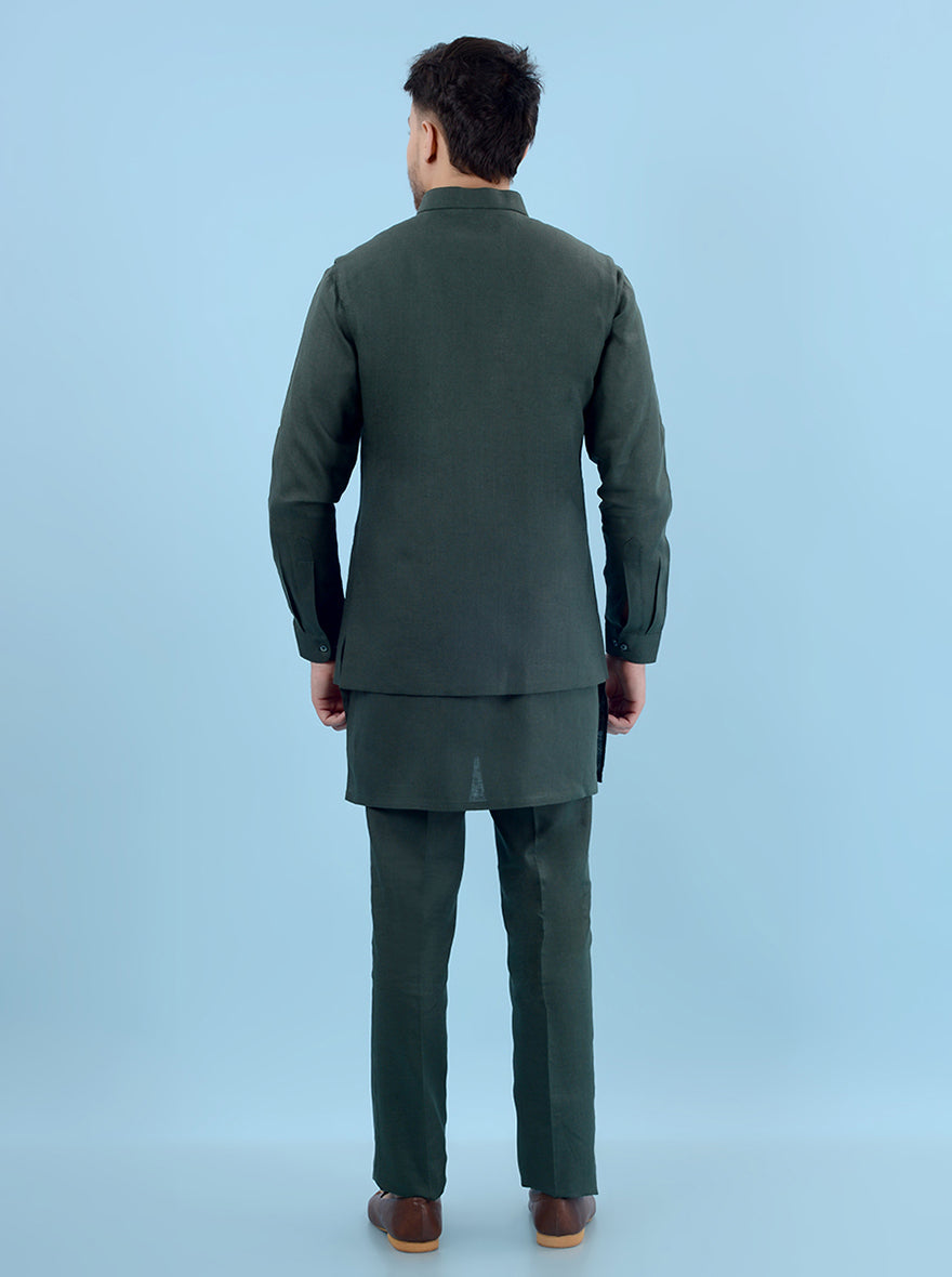 Make a statement with this deep green embroidered kurta pajama, designed for comfort and style in the USA.