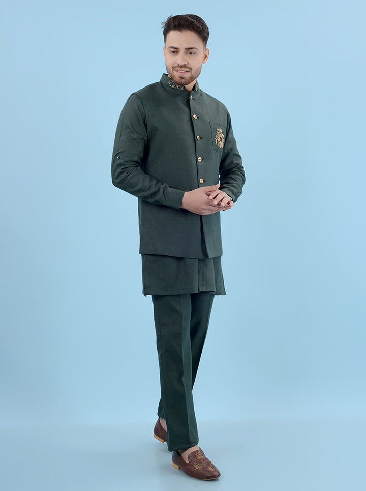 Luxurious deep green kurta pajama featuring intricate embroidery, ideal for festive occasions in the USA.