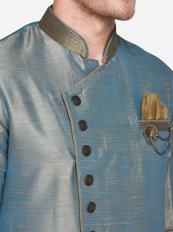 Perfect for layering, this self-textured semi indo-western kurta adds a touch of luxury to your ethnic wear collection.