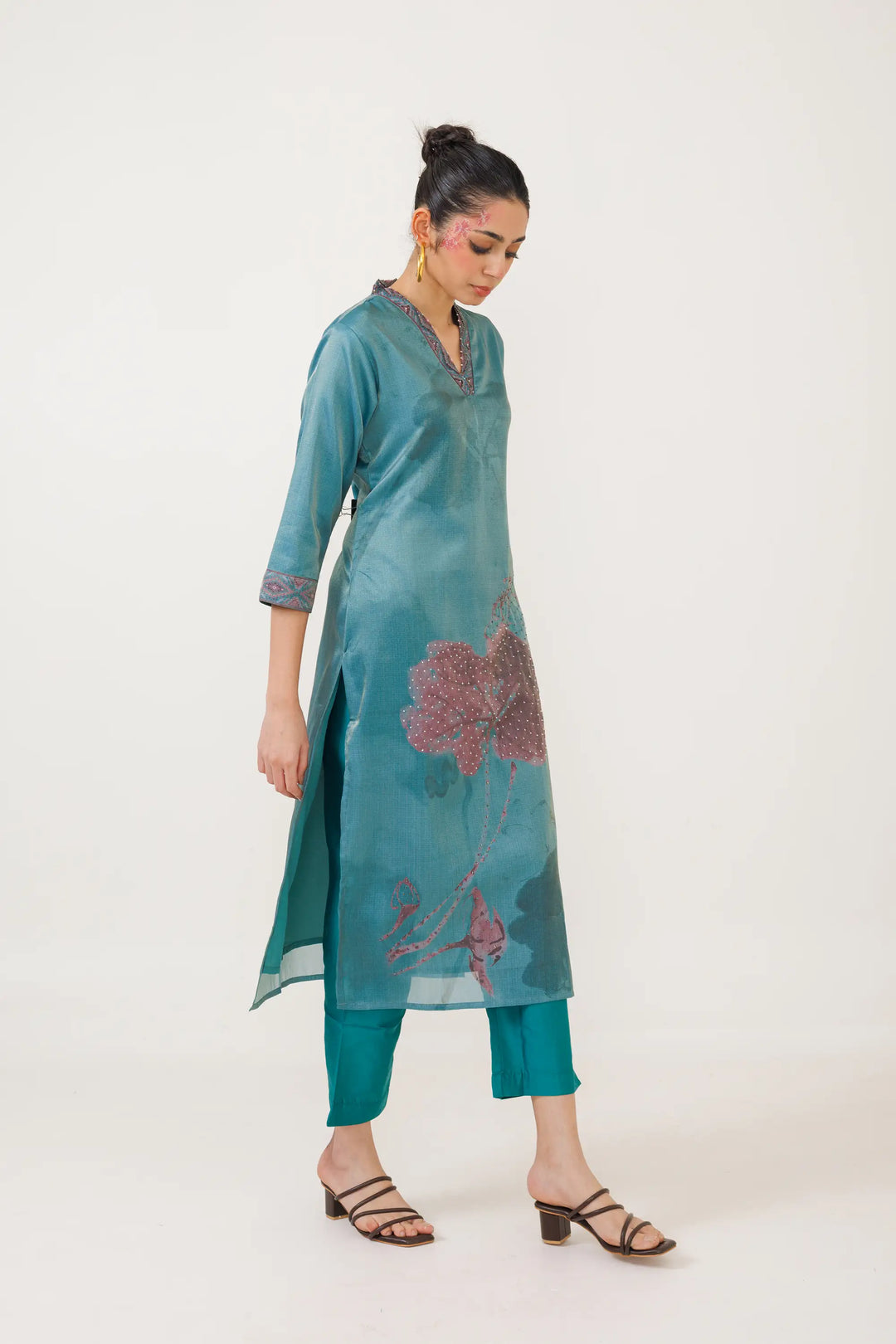 Co-Ord Set rama | A Blend of tissue-silk and digital embroidery work for Style