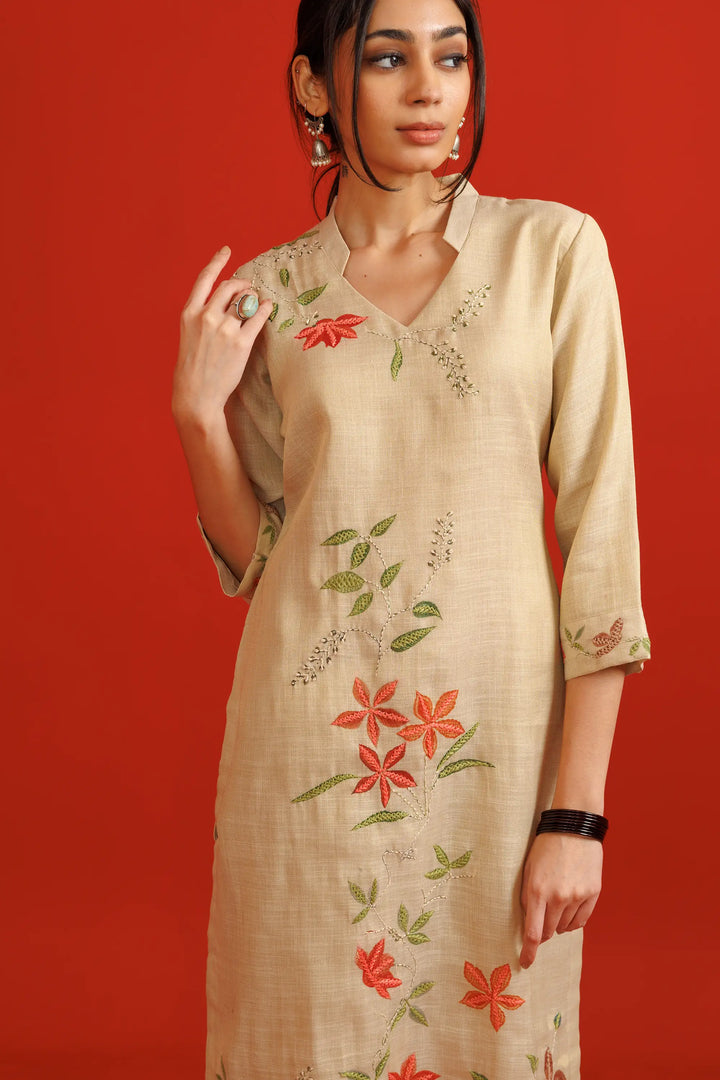 Kurtis Set beige | A Blend of poly-silk soft-silk tissue-silk and digital print