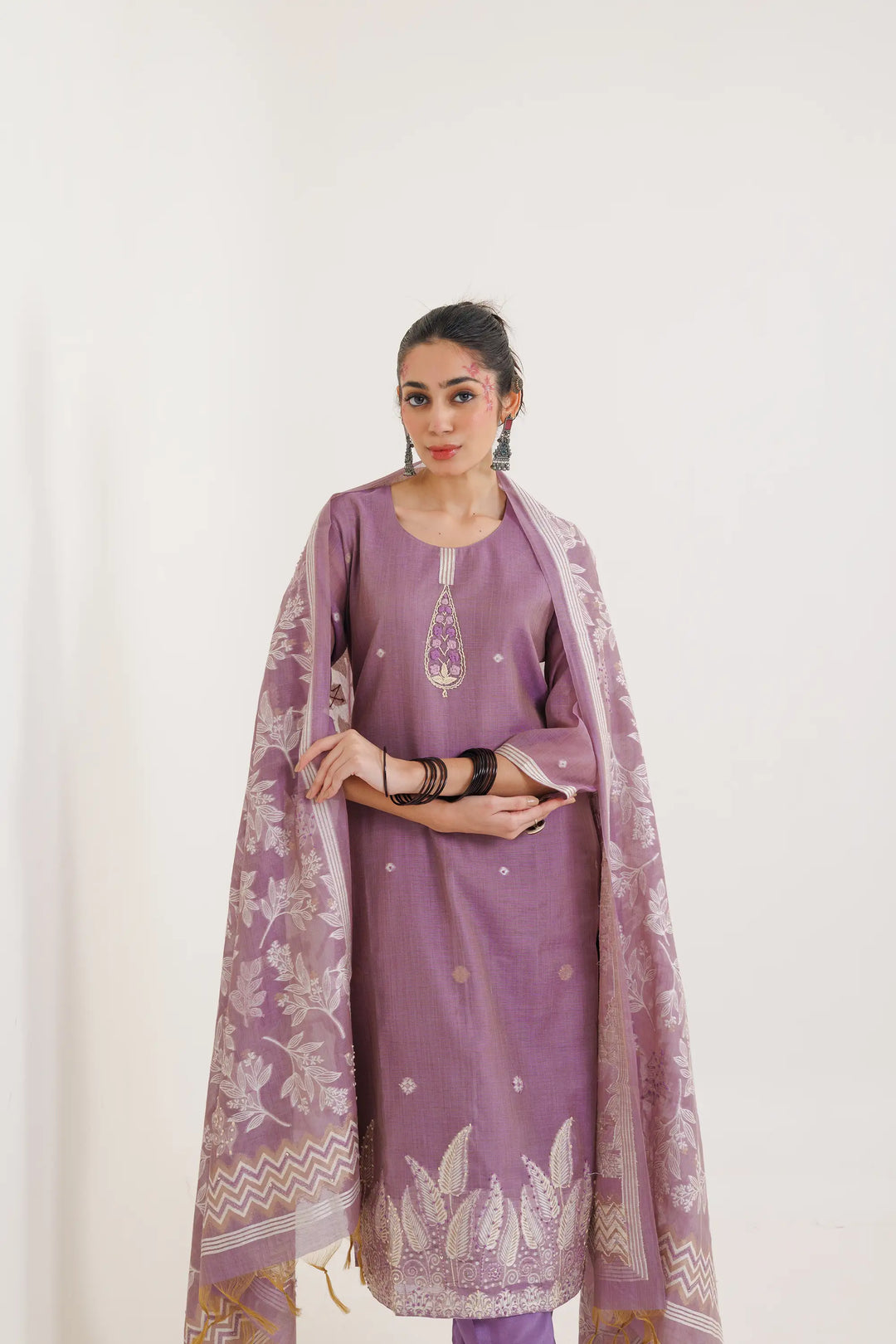 Exclusive lilac Kurtis Set | embroidery hand work Design for Special Occasions