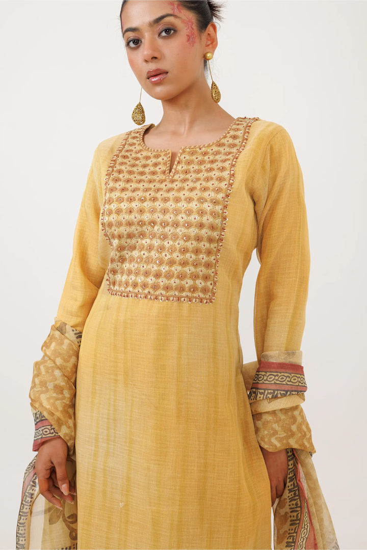 Elegant Kurtis Set | digital print thread linen in mustard