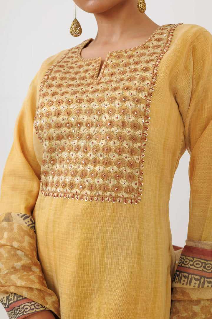 Elegant Kurtis Set | digital print thread linen in mustard