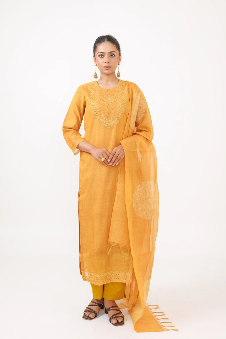 Deep-yellow Kurtis Set | Crafted with linen tissue-silk and digital printed thre