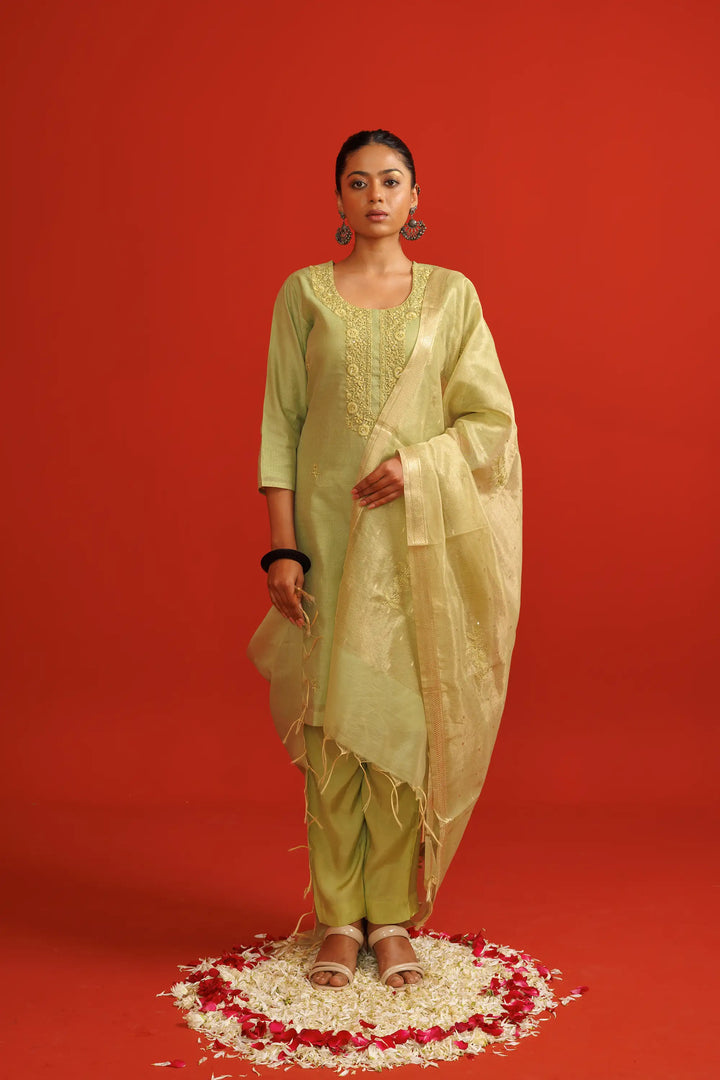 Kurtis Set in green | Perfect hand work motifs with chanderi-silk