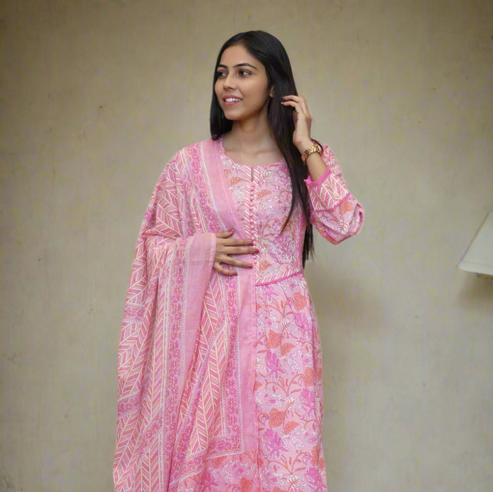 Stylish Kurti Set for Women | Light Pink Kurta Pant with Dupatta