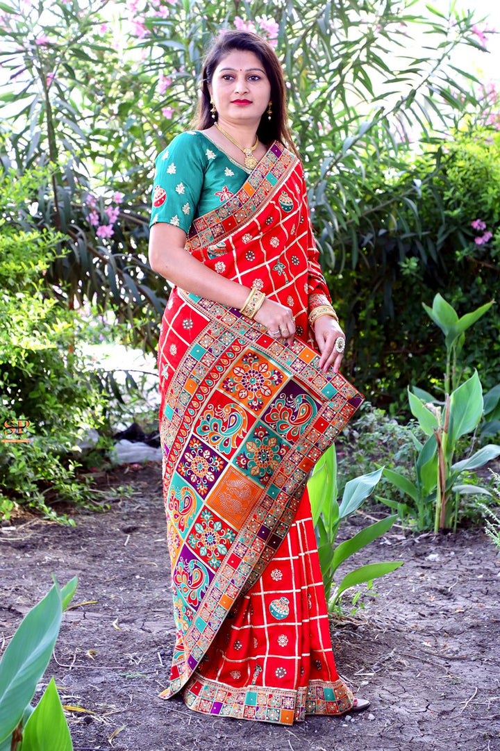 Green Dola Silk saree with detailed jacquard lace and diamond embroidery, making it a statement piece for weddings.