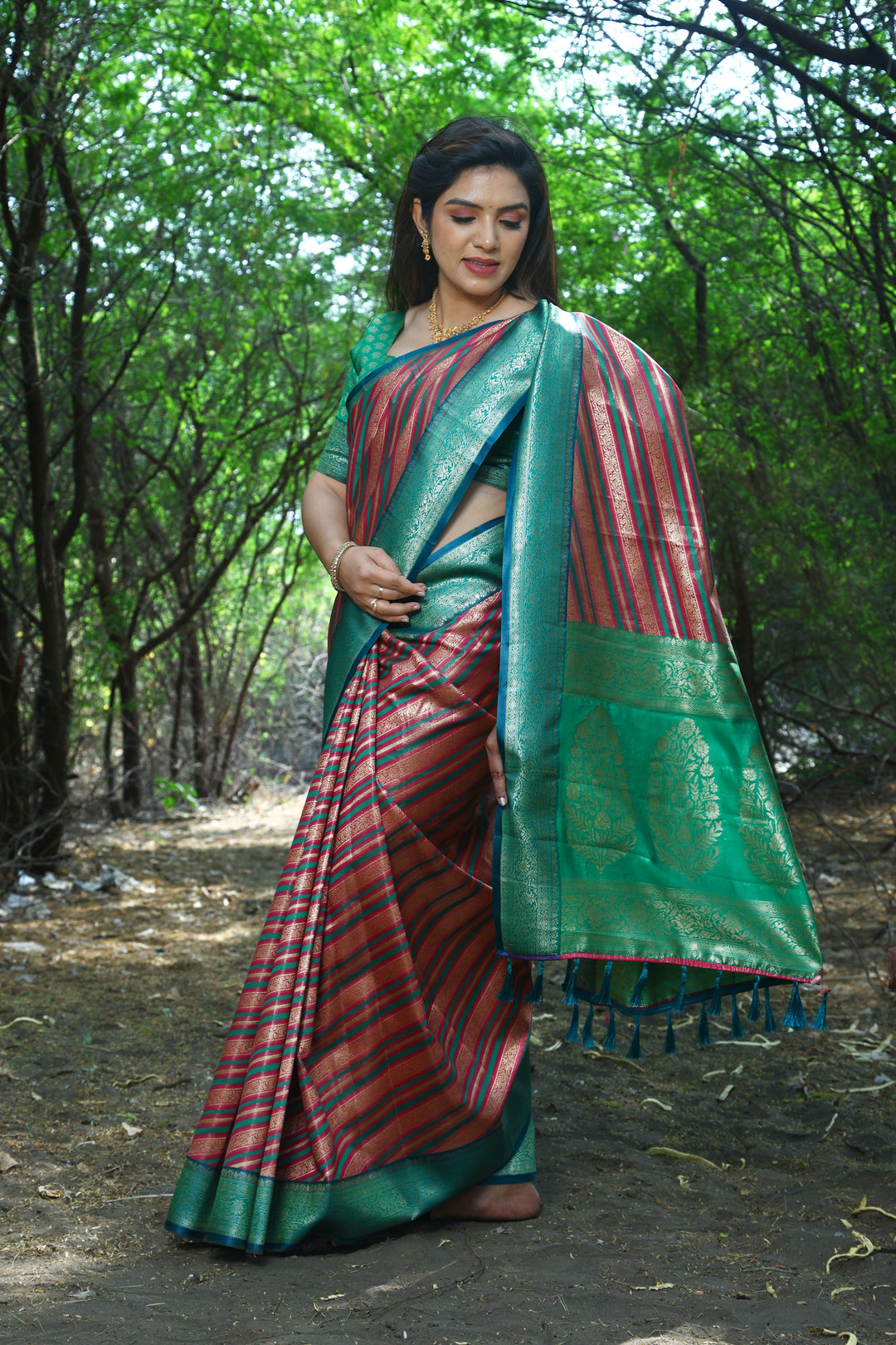 Elegant Maroon Leheriya Soft Silk Saree featuring Zari weaving and beautiful border, perfect for weddings.