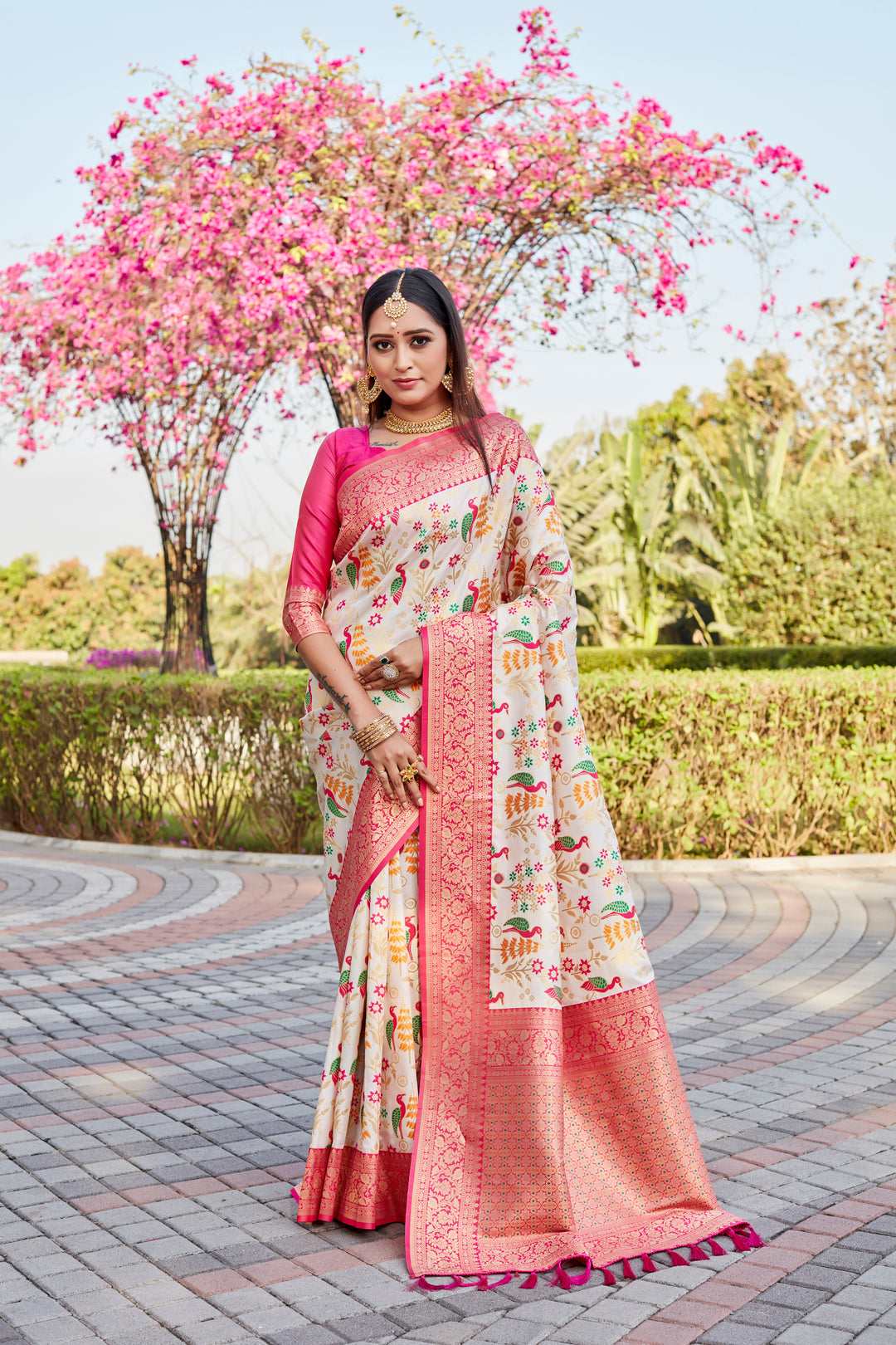 Off-White Radiant Kanjivaram Soft Silk Saree with traditional weaving and modern elegance.