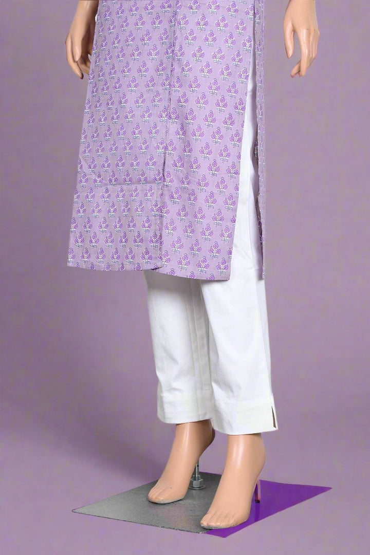 Chic lavender floral kurti for women, casual Indian wear for everyday elegance.