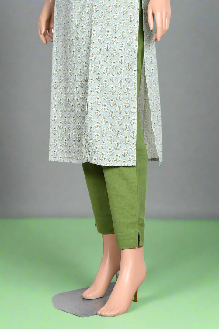 Trendy pista green floral cotton kurti, elegant Indian kurta for women’s fashion.