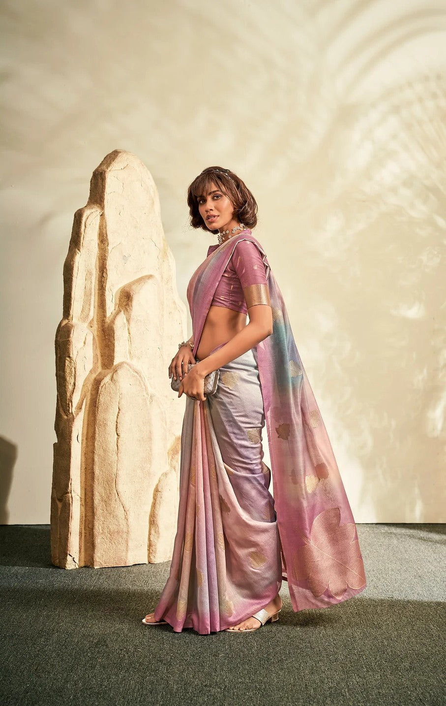 Premium Handloom Khadi Saree | Luxurious Drape for Weddings & Festive Events