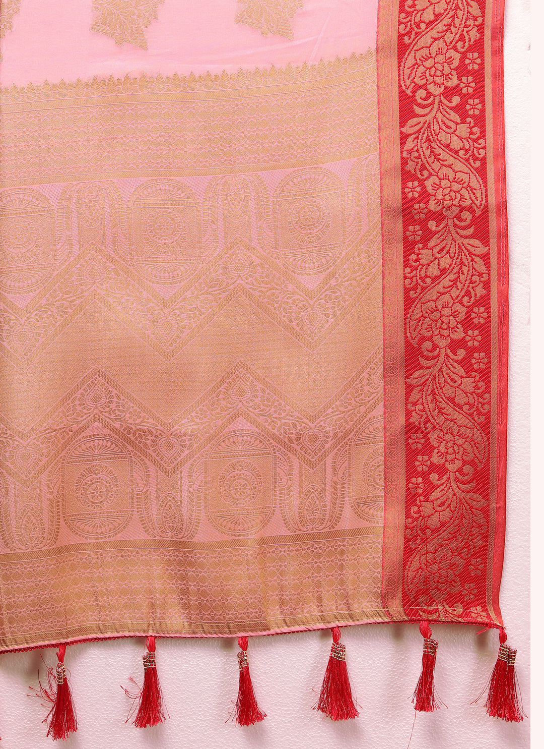 Elegant pink cotton saree with intricate zari pallu, perfect for weddings and celebrations.