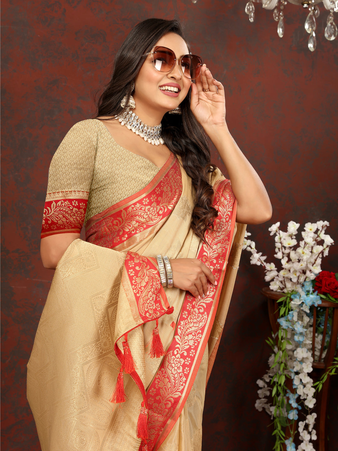 Sophisticated beige cotton saree with intricate zari pallu, ideal for festive events.