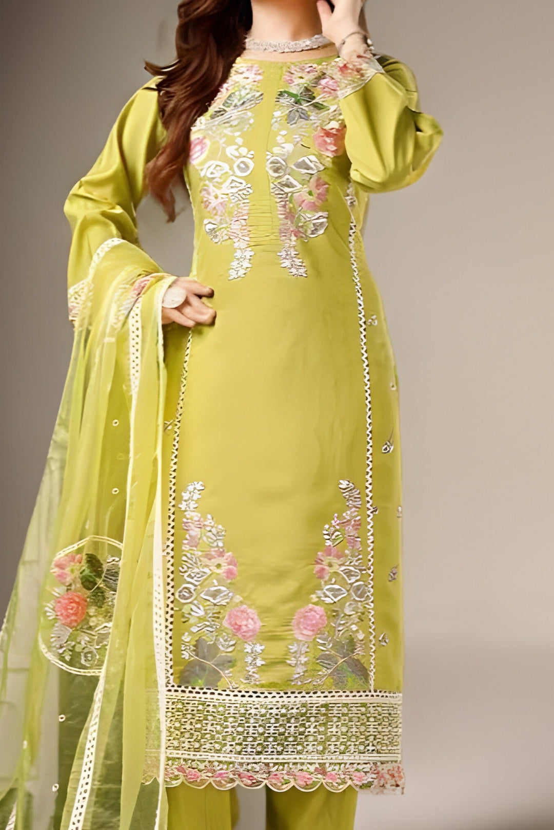 Chic yellow kurti with matching pants, designed for women’s playful fashion.