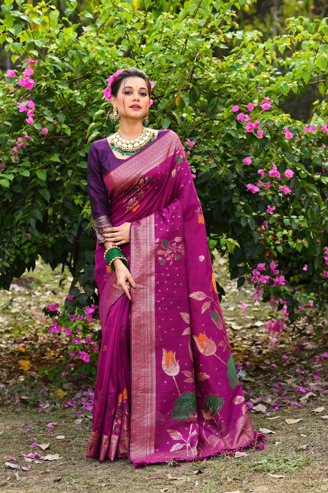 Beautiful magenta saree in tussar silk with traditional zari weaving, ideal for weddings.