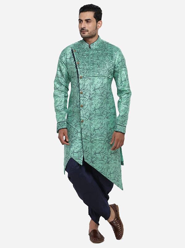 Experience versatility with this printed green piece, enhancing your men's ethnic wear collection with a vibrant touch.