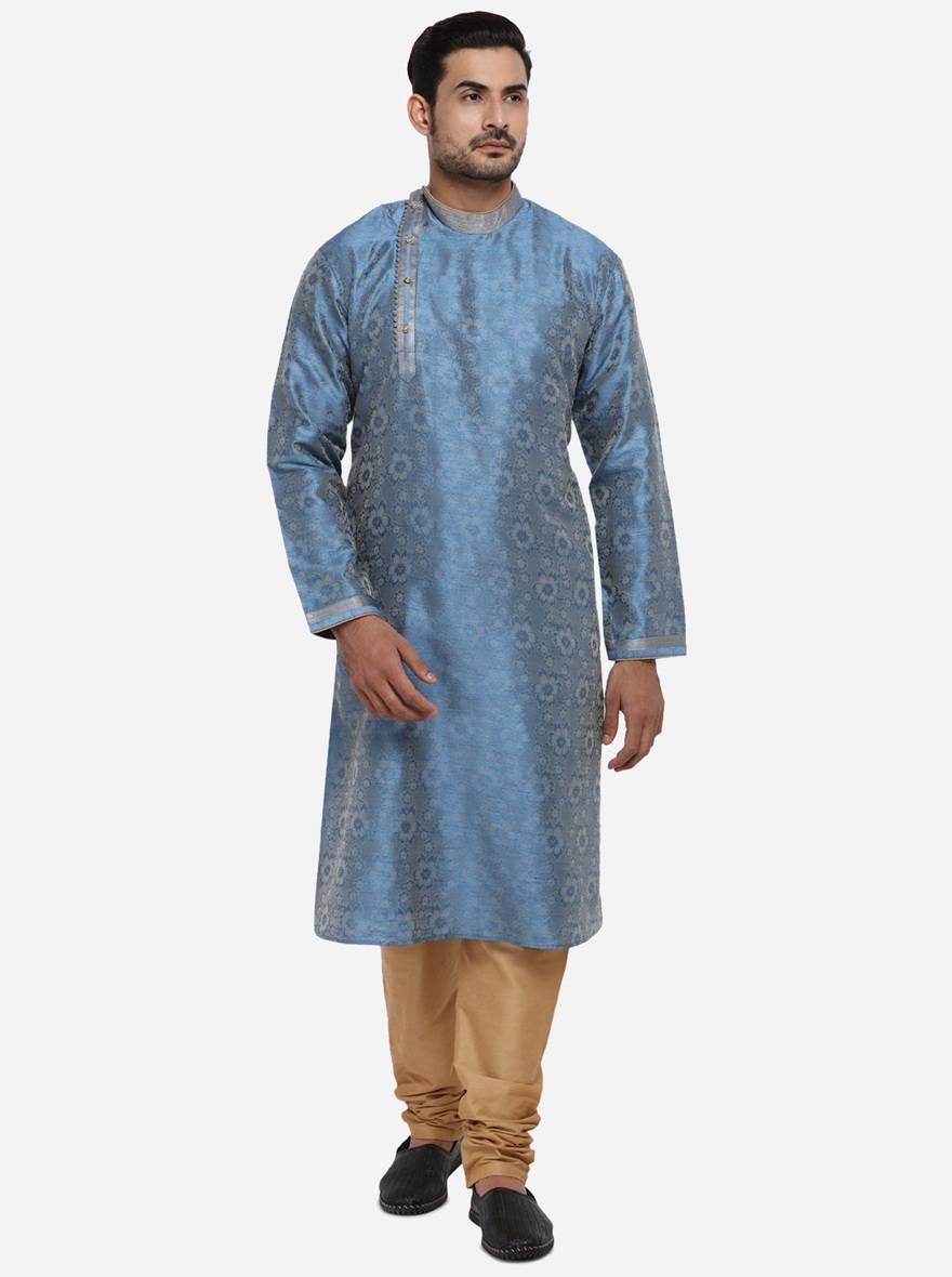 Embrace stylish comfort with this self-design kurta set, ideal for the vibrant fashion scene in the USA.