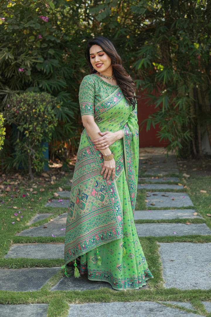 Green Pashmina Weaving Cotton Saree featuring a grand woven Pallu, ideal for festive events.