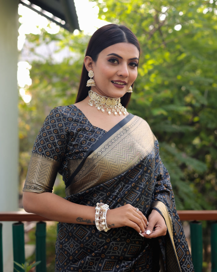 Elegant black saree with beautifully woven kanchi borders, designed to exude sophistication and grace at weddings.