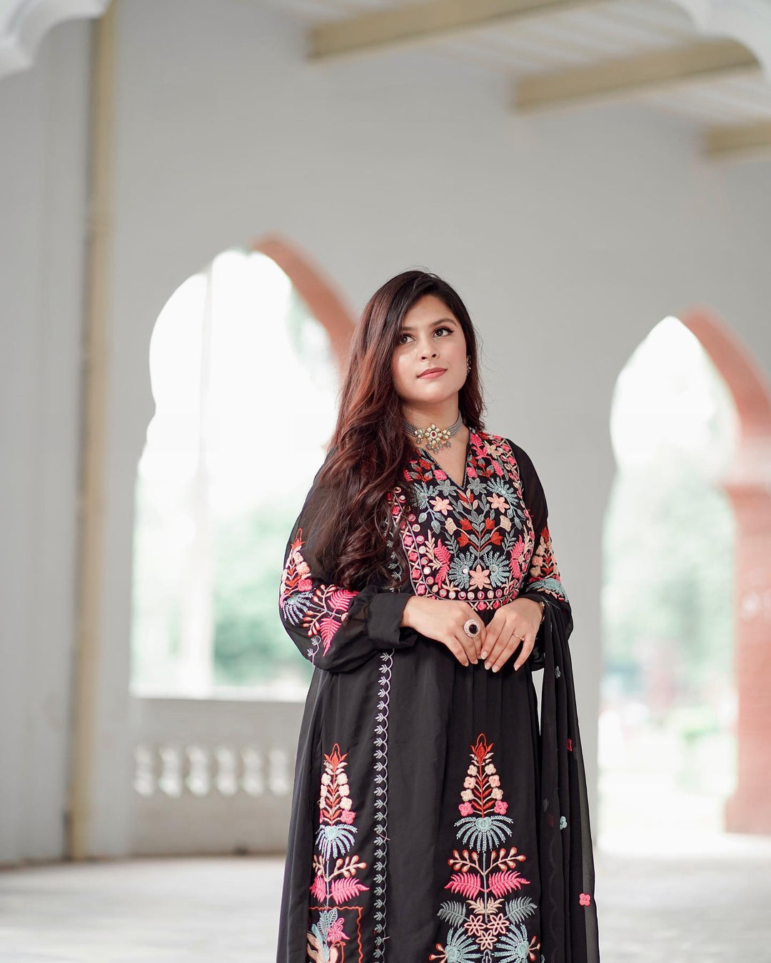 Elegant Georgette Kurti Set | Thread Embroidery Work with Dupatta