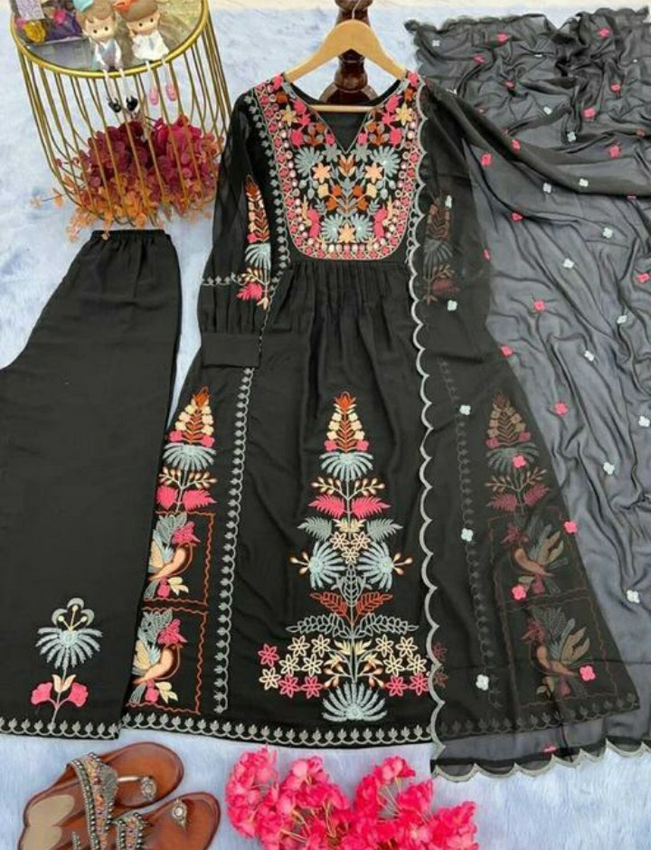 Elegant Georgette Kurti Set | Thread Embroidery Work with Dupatta