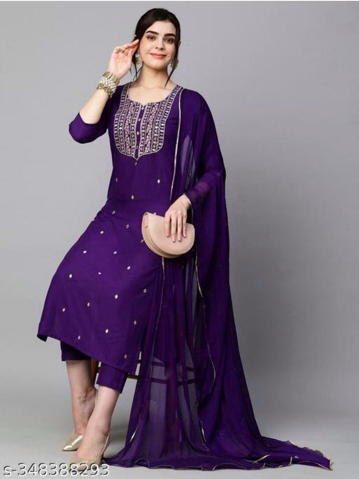 Elegant Rayon Slub Kurti Set | Thread Embroidery Work with Wine Dupatta