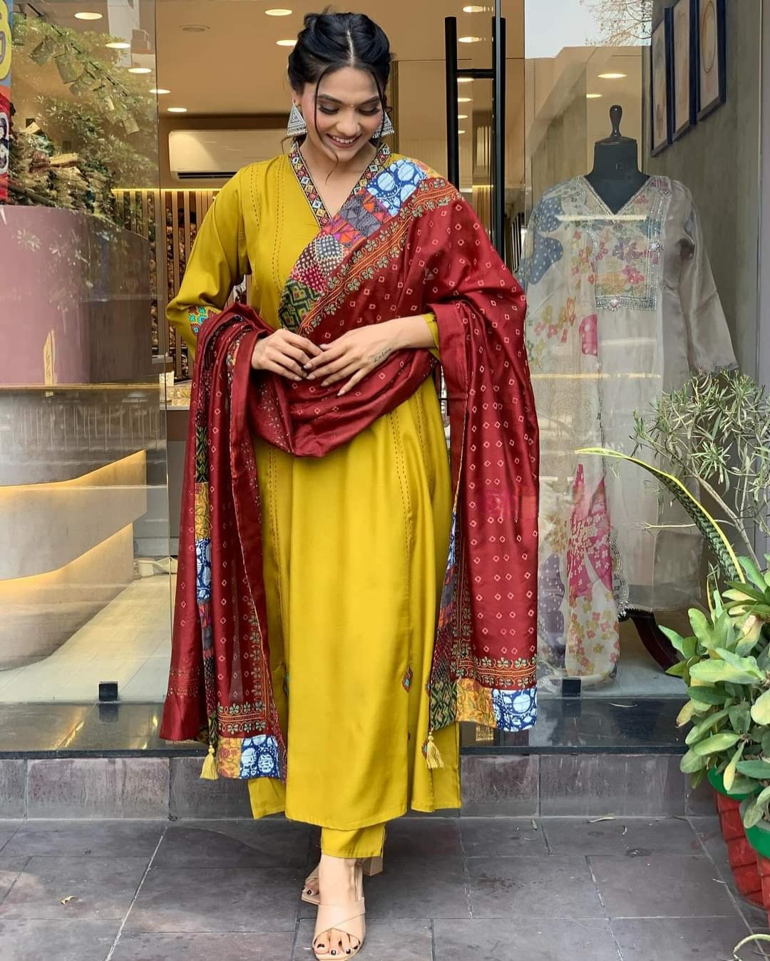 Stylish Mustard Kurta Set | Viscose Chanderi with Crepe Dupatta