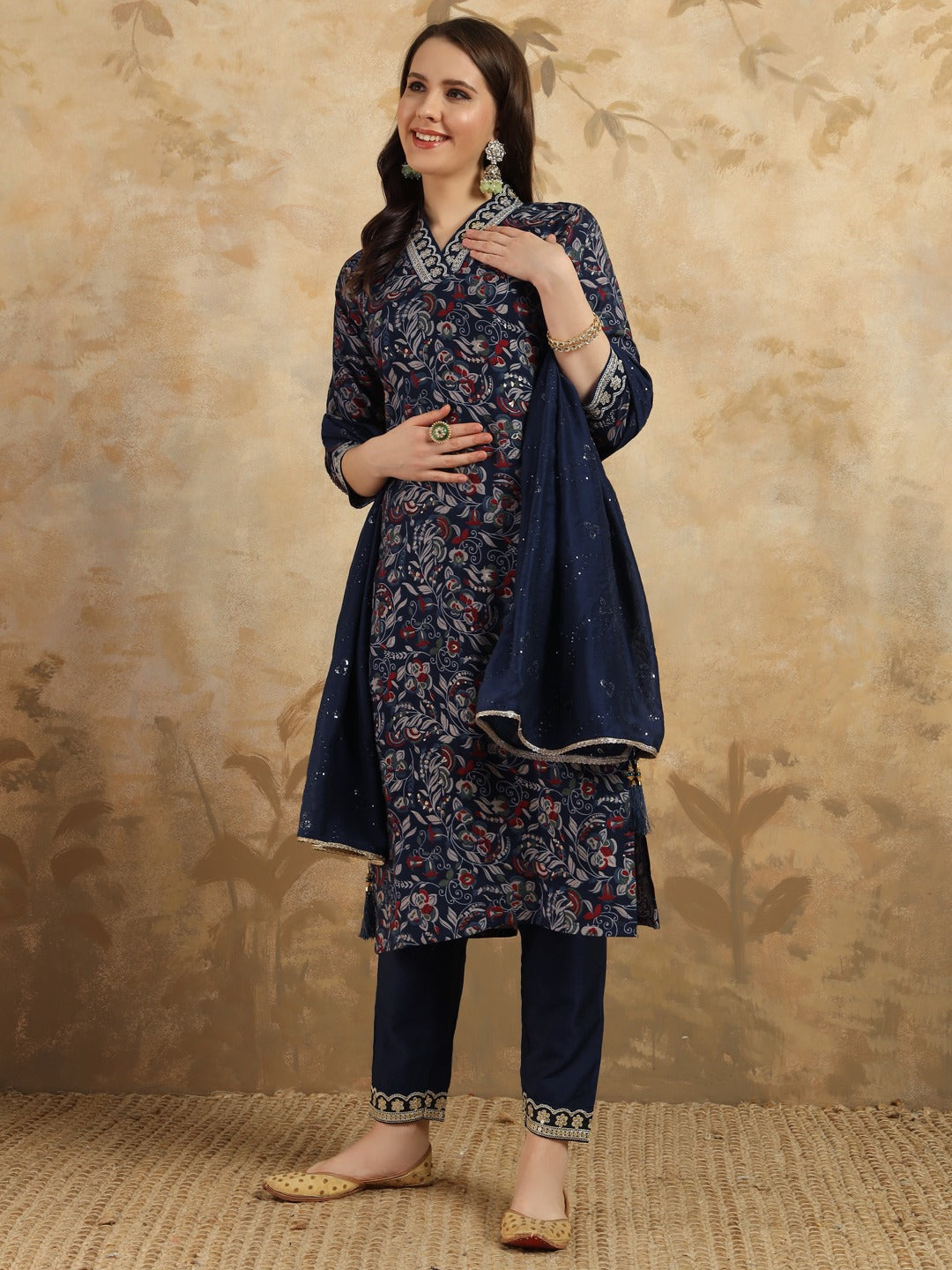 Indian Ethnic Wear Kurta Pant Set | V Neck Kurti with Dupatta