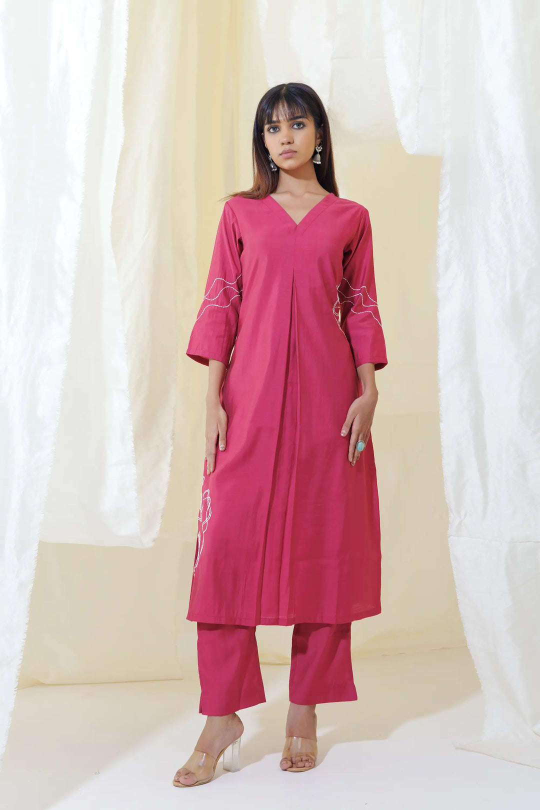 Kurtis Set pink | A Blend of silk and embroidery work for Style