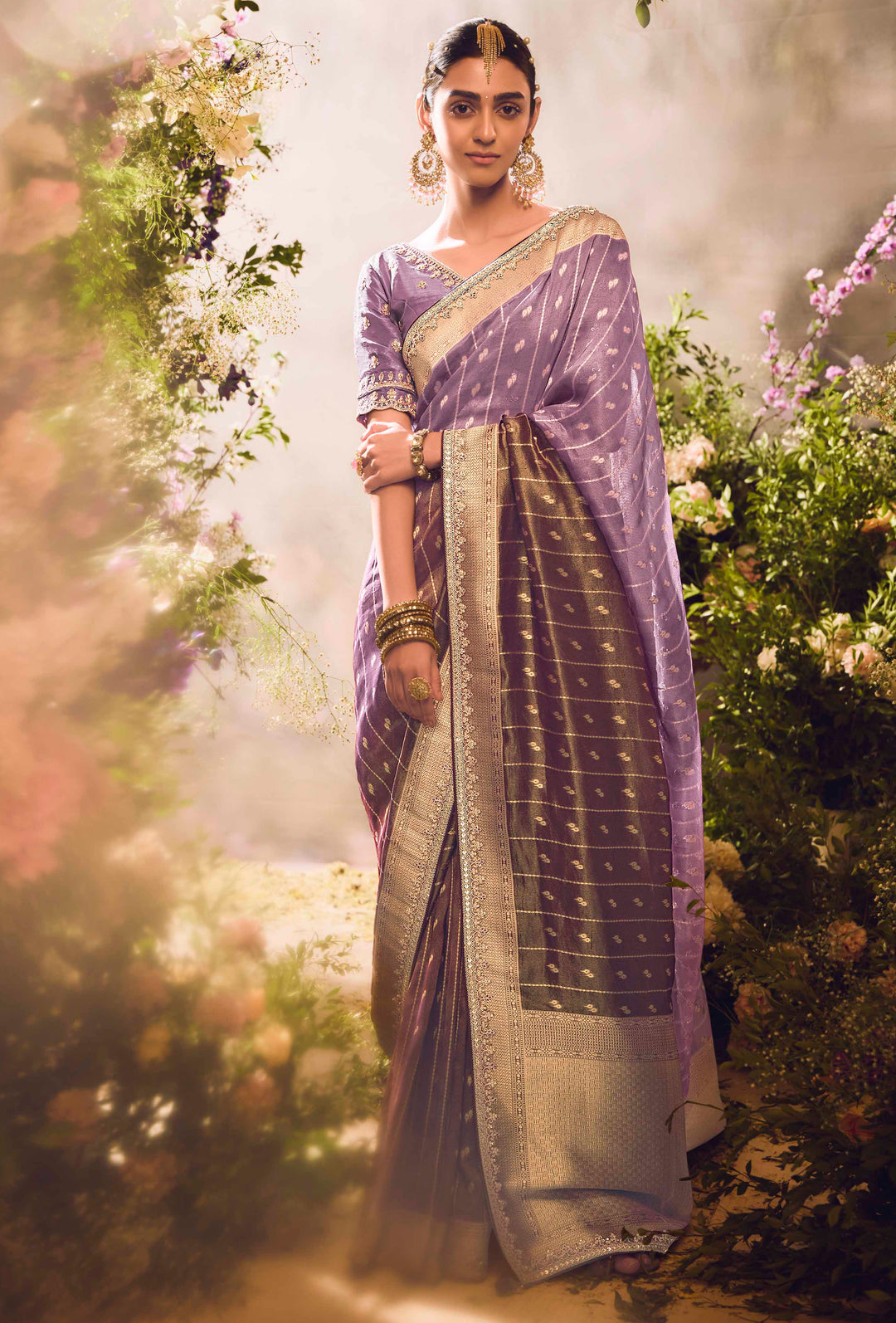 Silk Saree with Jacquard Woven Design, Embroidered Lace Border & Blouse – Lavender Elegance