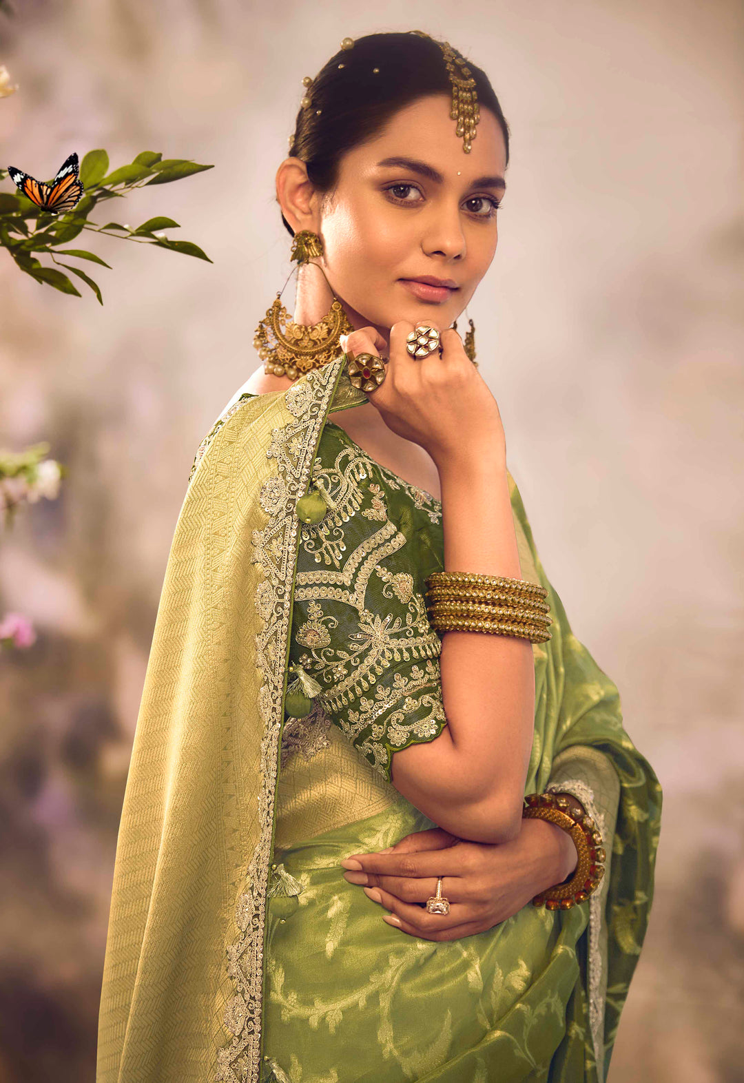 Silk Saree with Jacquard Woven Design, Embroidered Lace Border & Blouse – Mehendi Green Elegance