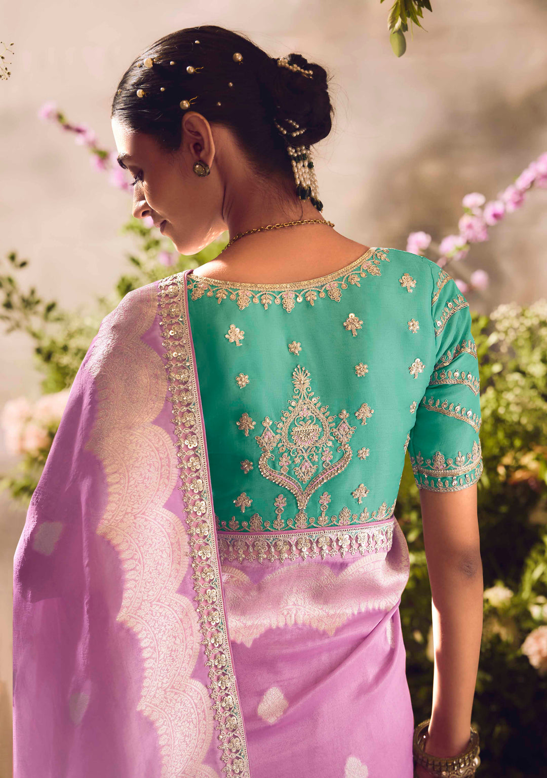 Pink Silk Saree with Jacquard Woven Design, Embroidered Lace Border & Rama Green Blouse