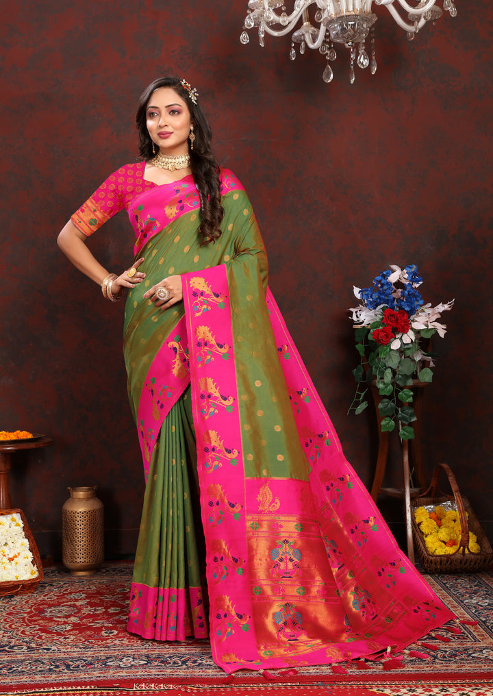 Traditional green Paithani Saree with intricate zari border for weddings in the USA.