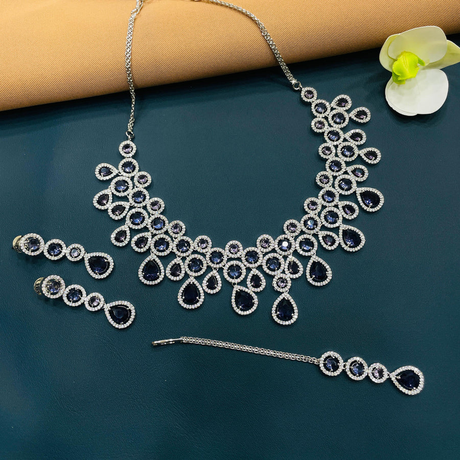 Beautifully crafted American diamond necklace, perfect for weddings.