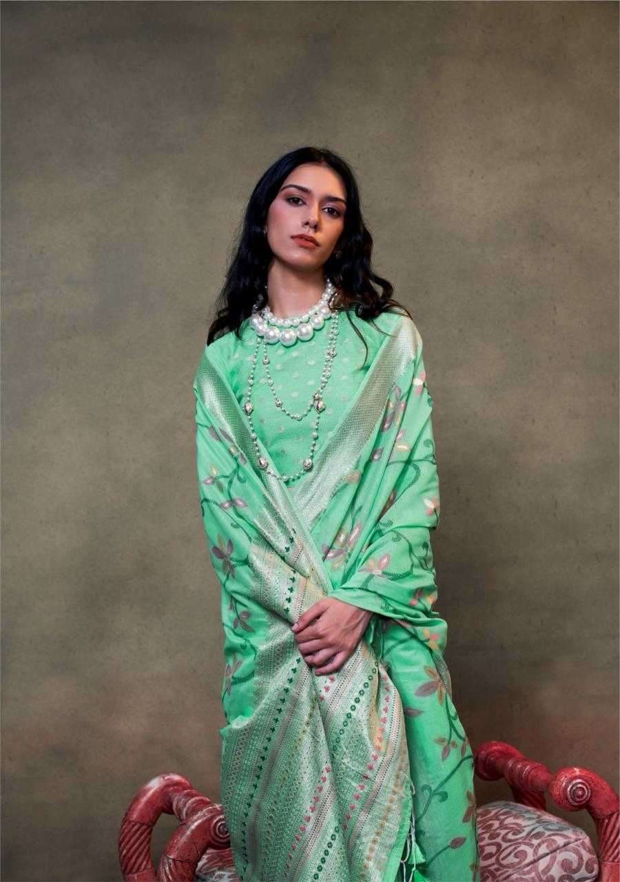 Luxurious Jamdani Malmal Spun Cotton Saadi | Intricate Print for Festivals