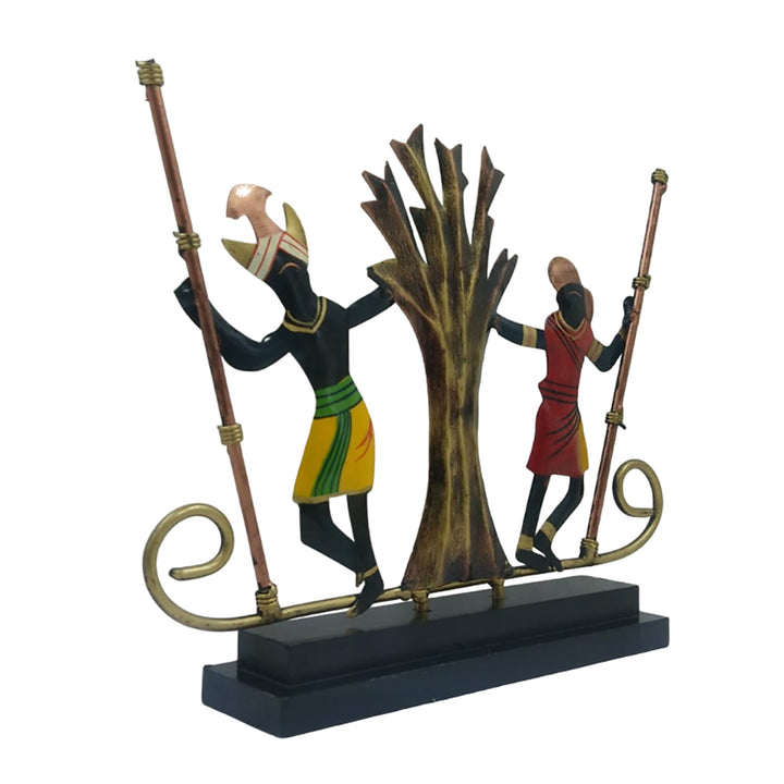 Whimsical iron couple memento in bright colors, a perfect gift for loved ones.