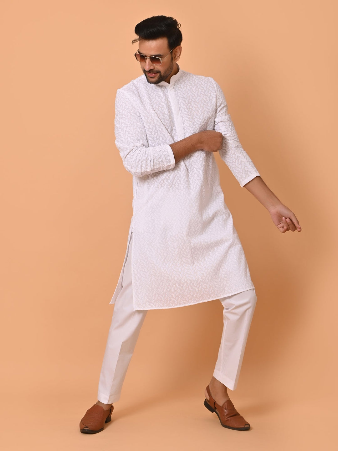 Leafs White Kurta Set | Chikan Cotton Blend Full Sleeves for Festive Occasions