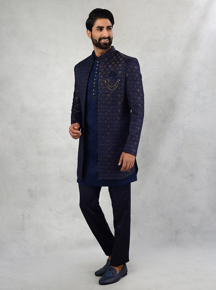 Step into sophistication with this stunning Navy Blue Indo Western outfit, ideal for any occasion in the USA.