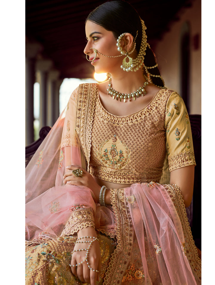 Peach Wedding Lehenga | Traditional Craftsmanship & Modern Style