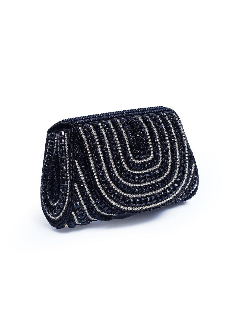 Chloe Black Flap Bag | High-End Fashion Handbag for Elegant Occasions