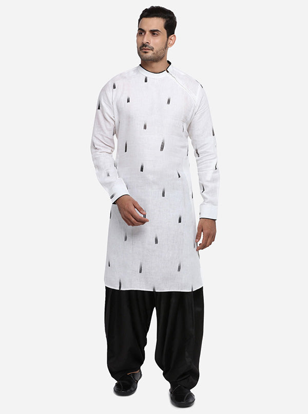 Comfortable printed white kurta for men, perfect for gatherings and events in the USA.