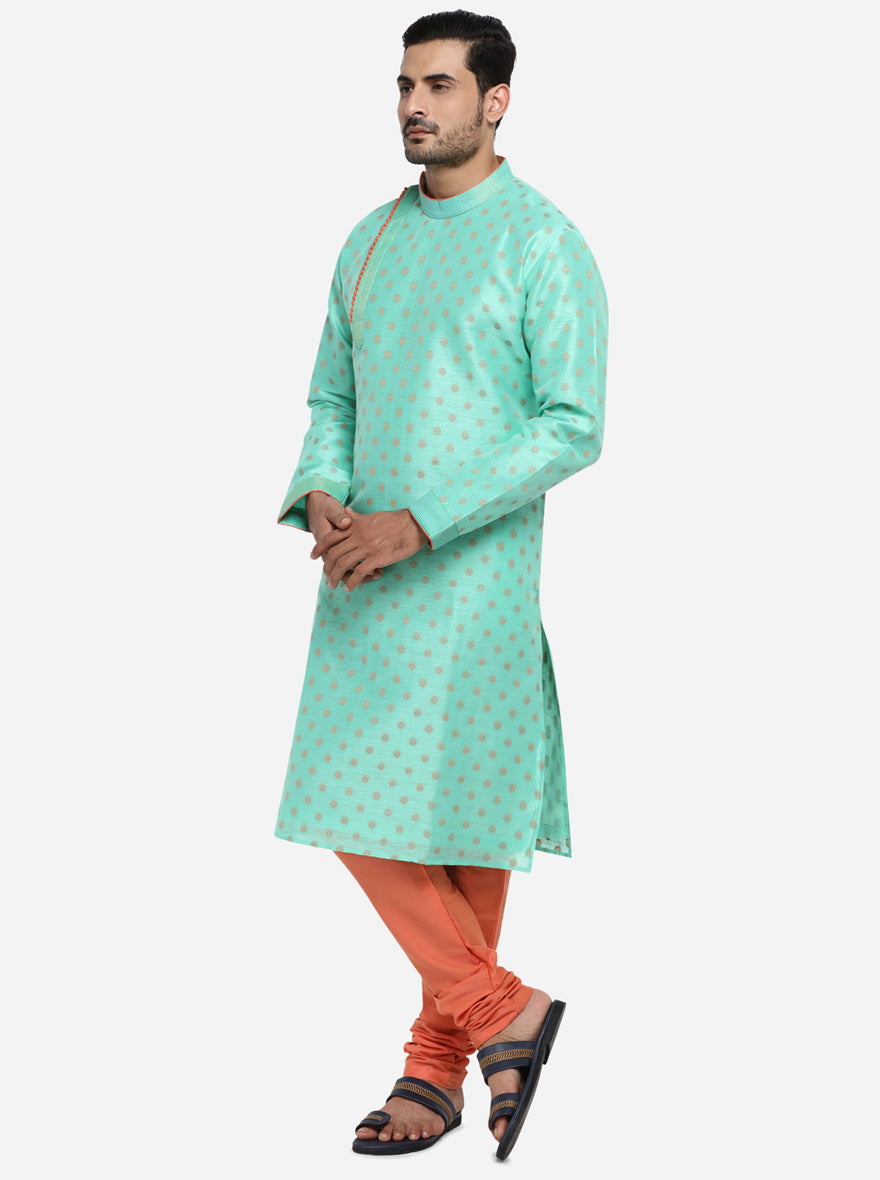 Experience all-day comfort in this stylish aqua green kurta set, ideal for trendy occasions in the USA.