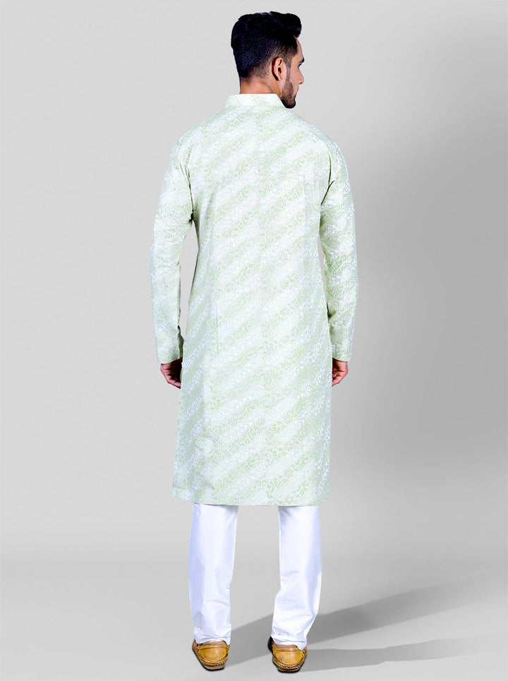 Celebrate in style with our green silk kurta, ideal for enhancing your traditional attire.