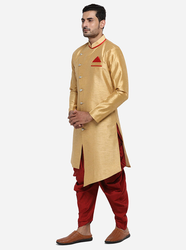 This stylish semi indo combines comfort and elegance, making it an essential addition to your ethnic wear collection.